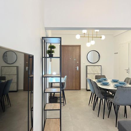 Apartamento Mouson Modern 80Sqm Apt Next To Edem Beach Atenas Exterior foto